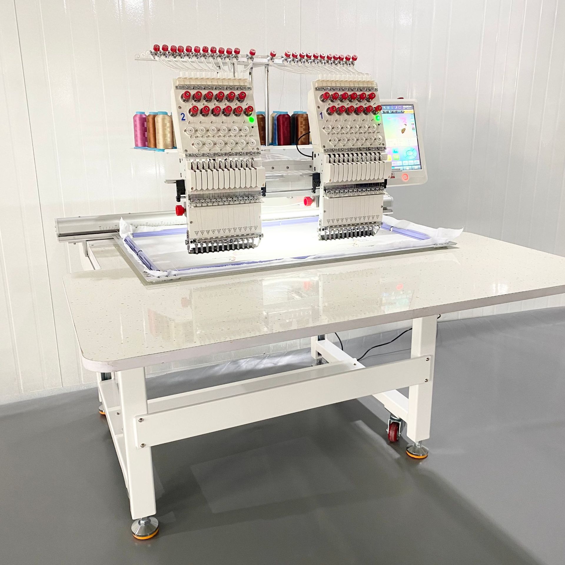 Máquina de Bordado Computadori - Embroidery Machine Computerized avaliação e preço