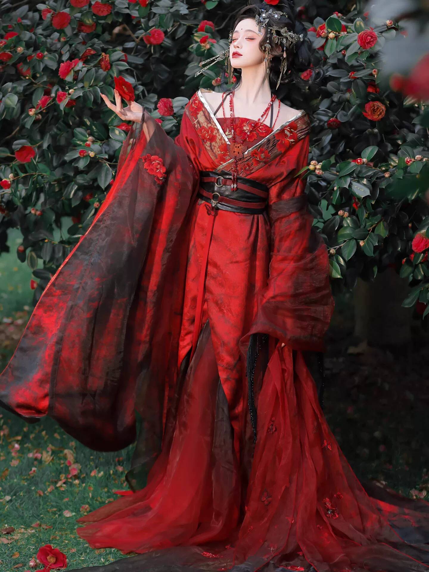Novo Hanfu Vermelho Datura Fem - Embroidery Cotton avaliação e preço